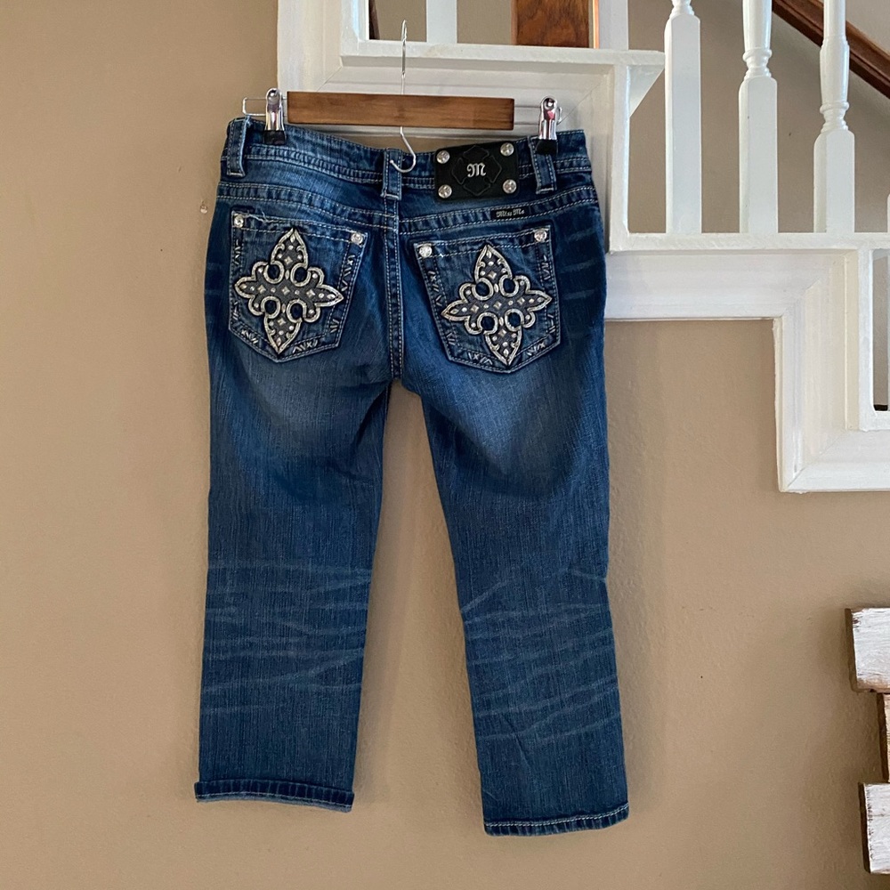 Miss me cuffed Capri size 25/20